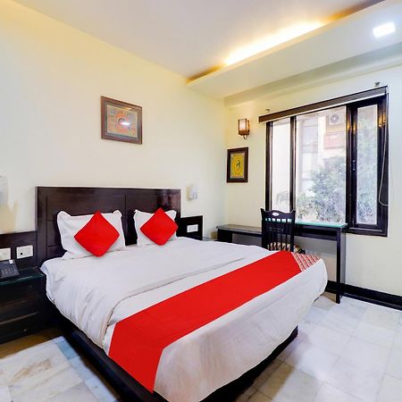 Oyo Flagship Hotel Rudra Palace Агра Екстер'єр фото