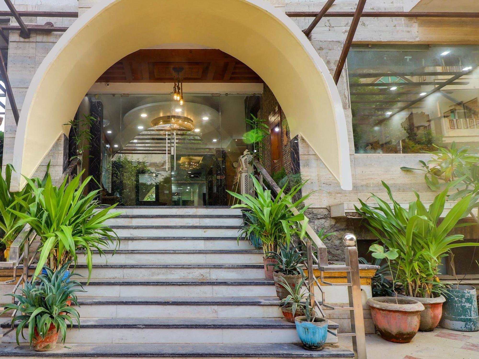 Oyo Flagship Hotel Rudra Palace Агра Екстер'єр фото