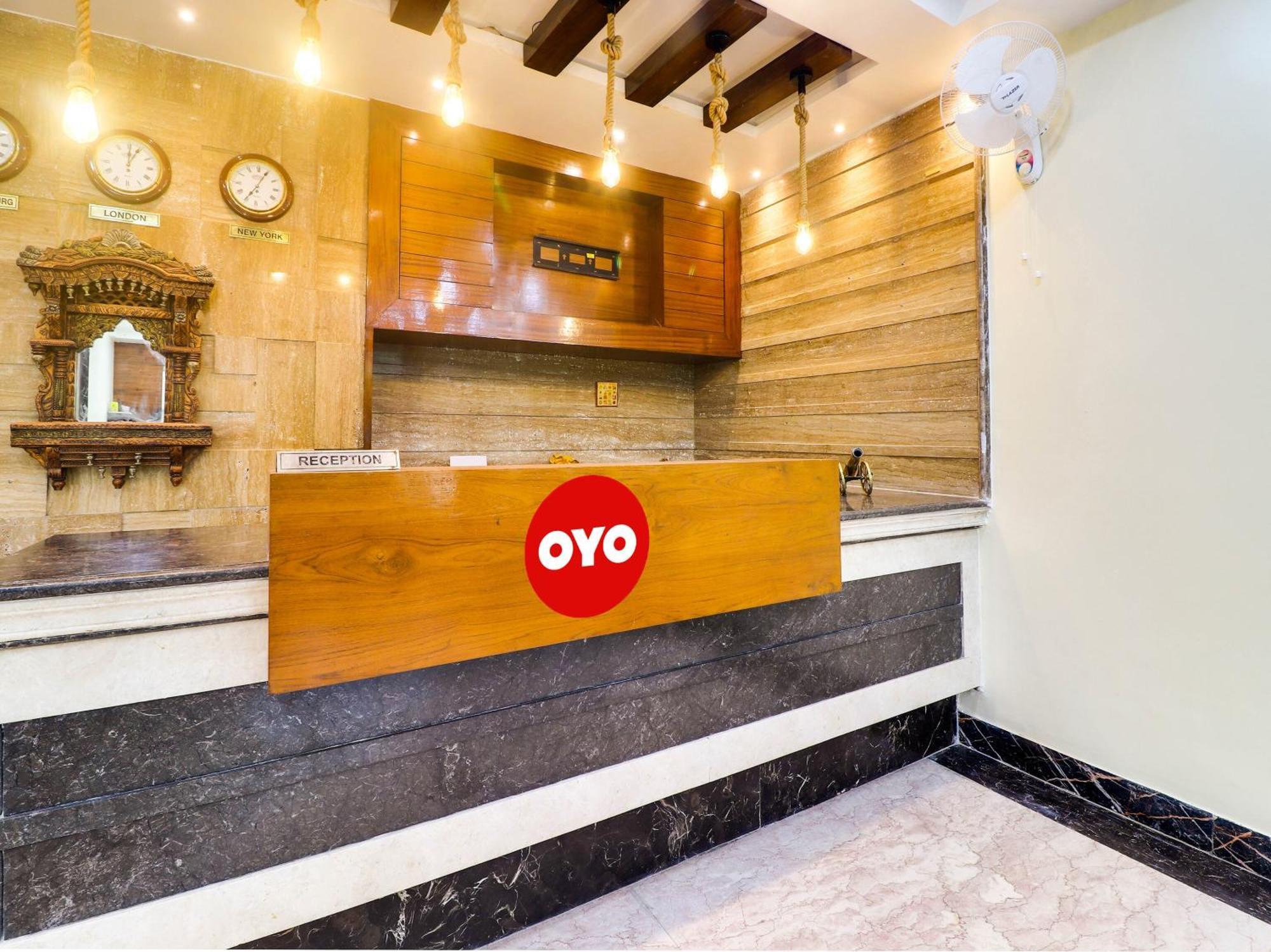 Oyo Flagship Hotel Rudra Palace Агра Екстер'єр фото