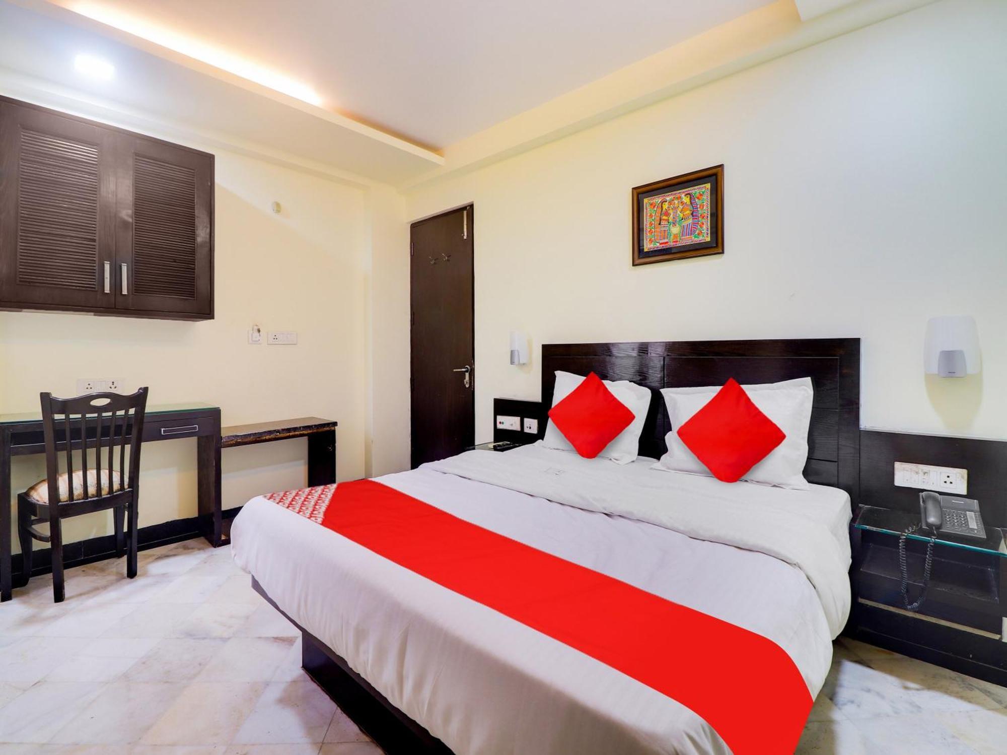 Oyo Flagship Hotel Rudra Palace Агра Екстер'єр фото