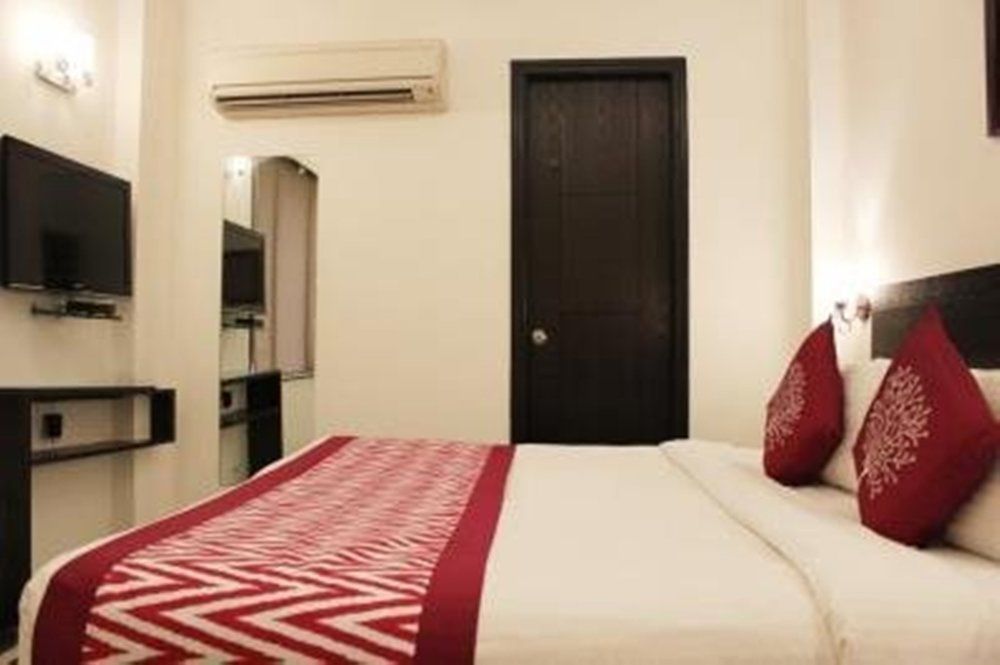 Oyo Flagship Hotel Rudra Palace Агра Екстер'єр фото