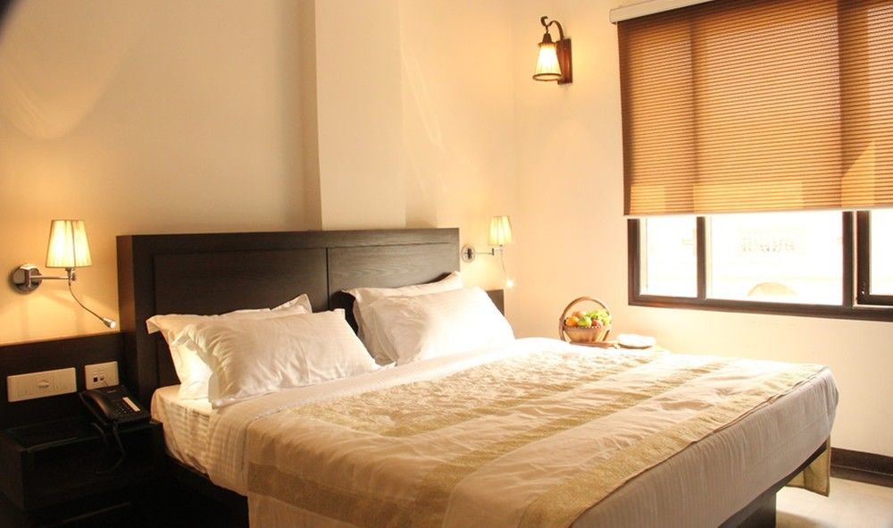 Oyo Flagship Hotel Rudra Palace Агра Екстер'єр фото